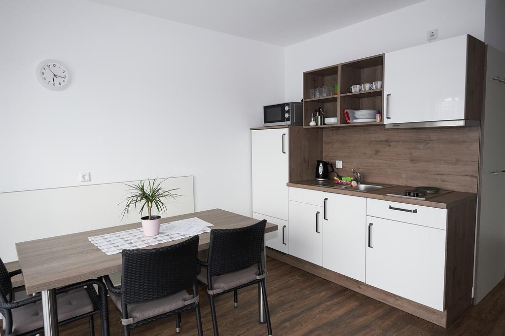 L-Appartements Бургау Экстерьер фото